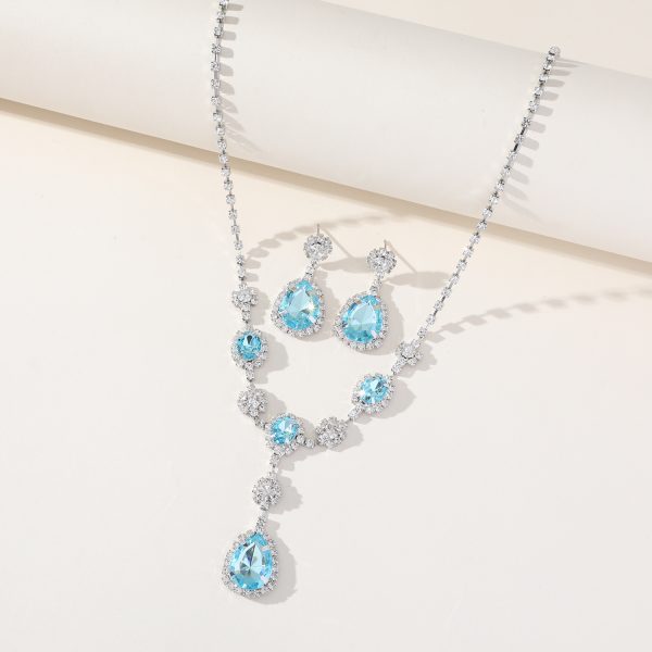 2024 Zircon drop chain. Must-have for brides. - Image 4